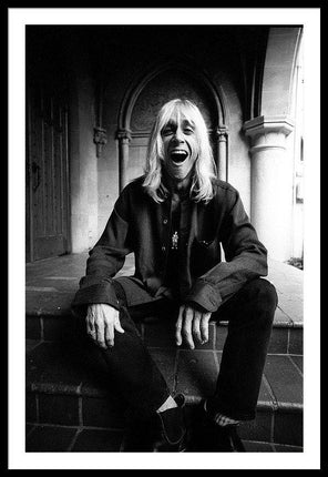 iggy-pop-portrait-at-chateau-marmont-hotel-in-los-angeles-3