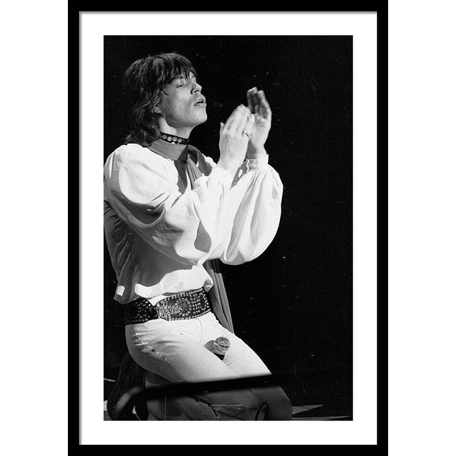mick-jagger-on-stage-at-londons-lyceum-ballroom