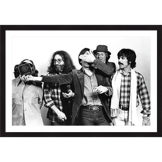 photo-of-grateful-dead-framed-print-1