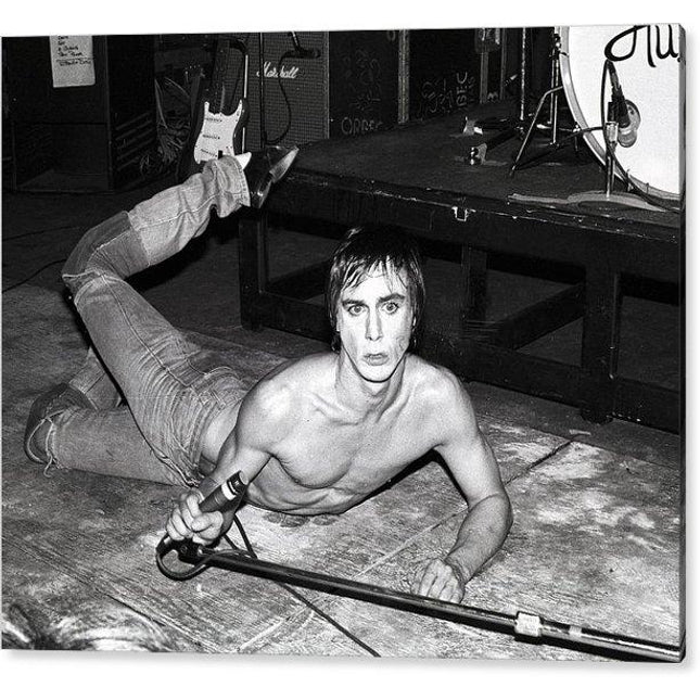 photo-of-iggy-pop-acrylic-print