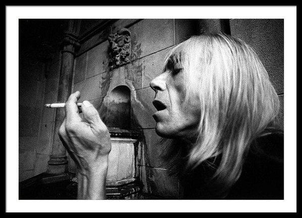iggy-pop-portrait-at-chateau-marmont-hotel-in-los-angeles