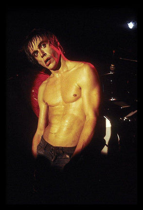 iggy-pop-live-framed-print-1