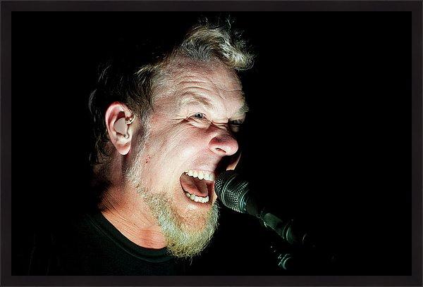 metallica-perform-at-the-o2-london-framed-print