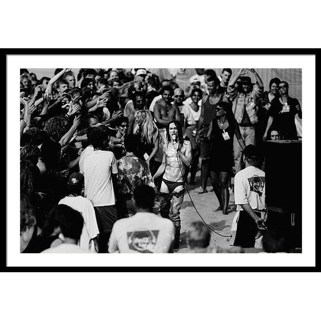 photo-of-iggy-pop-framed-print