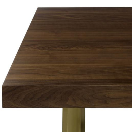 lars-dining-table
