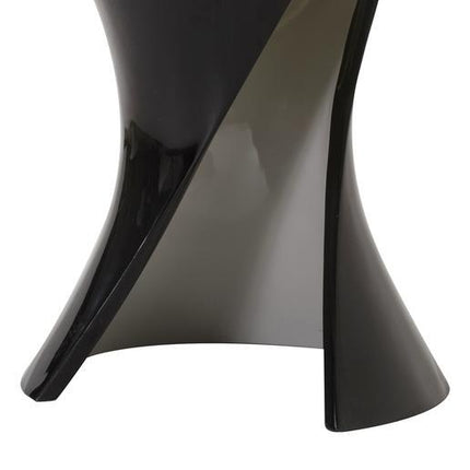 derreck-dining-table