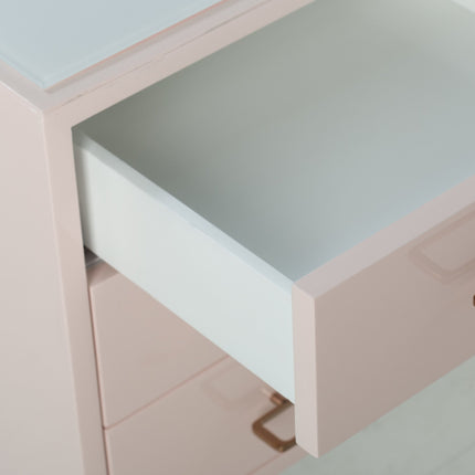 lee-chest-dusty-pink-lacquer