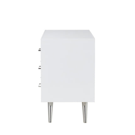 lee-chest-snow-lacquer