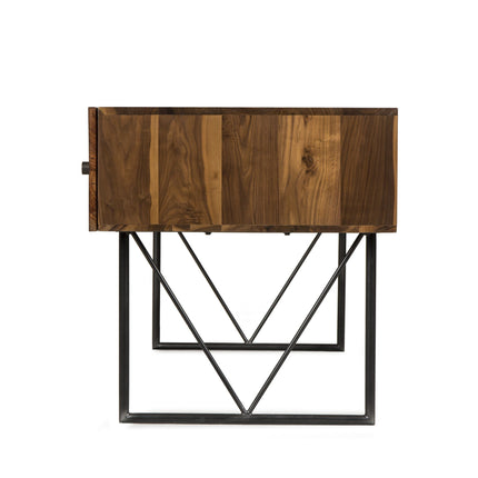 armania-desk
