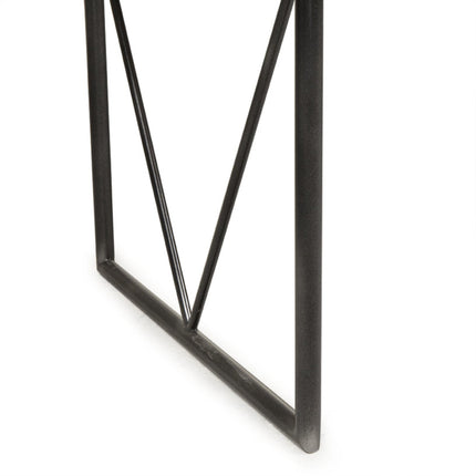armania-desk