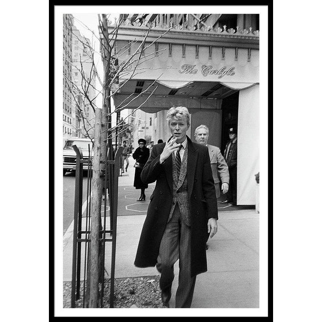 david-bowie-madison-avenue-new-york-27th-january-1983-framed-print