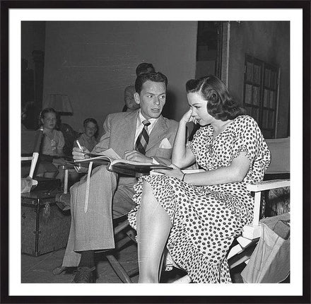 frank-sinatra-on-set-framed-print