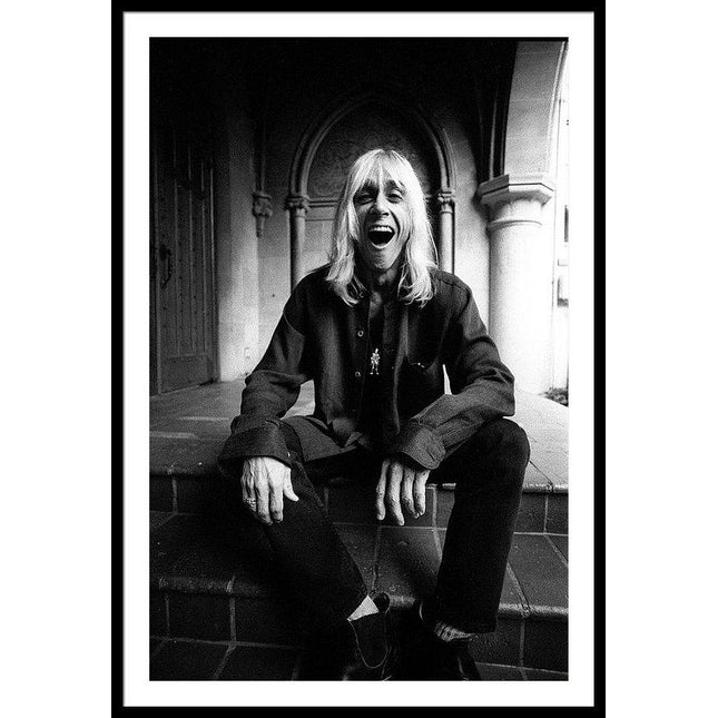 iggy-pop-portrait-at-chateau-marmont-hotel-in-los-angeles-3