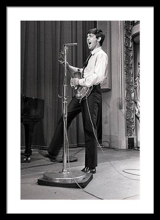 paul-mccartney-of-the-beatles-pop-group