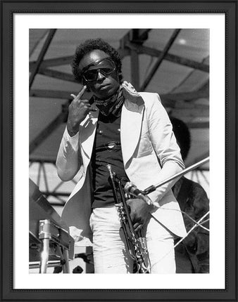 jazz-musician-miles-davis-framed-print