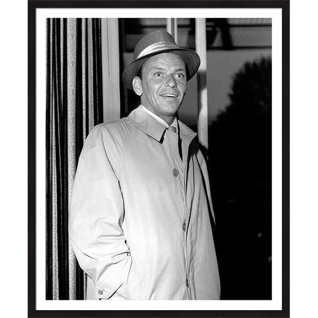 photo-of-frank-sinatra-framed-print