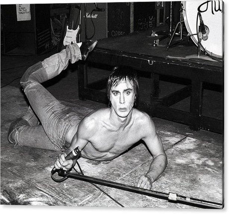 photo-of-iggy-pop-acrylic-print