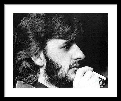 the-beatles-ringo-starr-in-1972-at-the-premiere-of-the-film-born-to-boogie