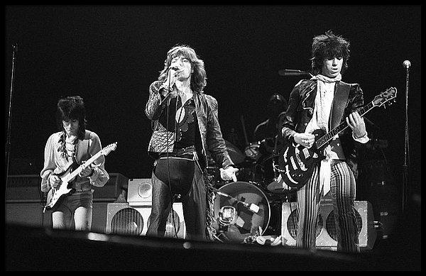 mick-jagger-and-guitarist-keith-richards-perform-on-stage-in-june-1976