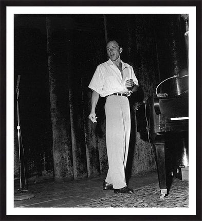 sinatra-rehearsing-on-stage-framed-print